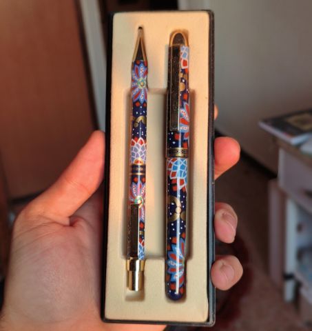 طقم اقلام فاخرة Microces للبيع