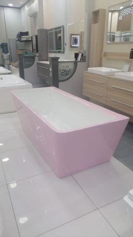 بانيوهات فوق البلاط بكل الأشكال والمقاسات بدون تكسير