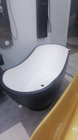 بانيوهات فوق البلاط بكل الأشكال والمقاسات بدون تكسير 4